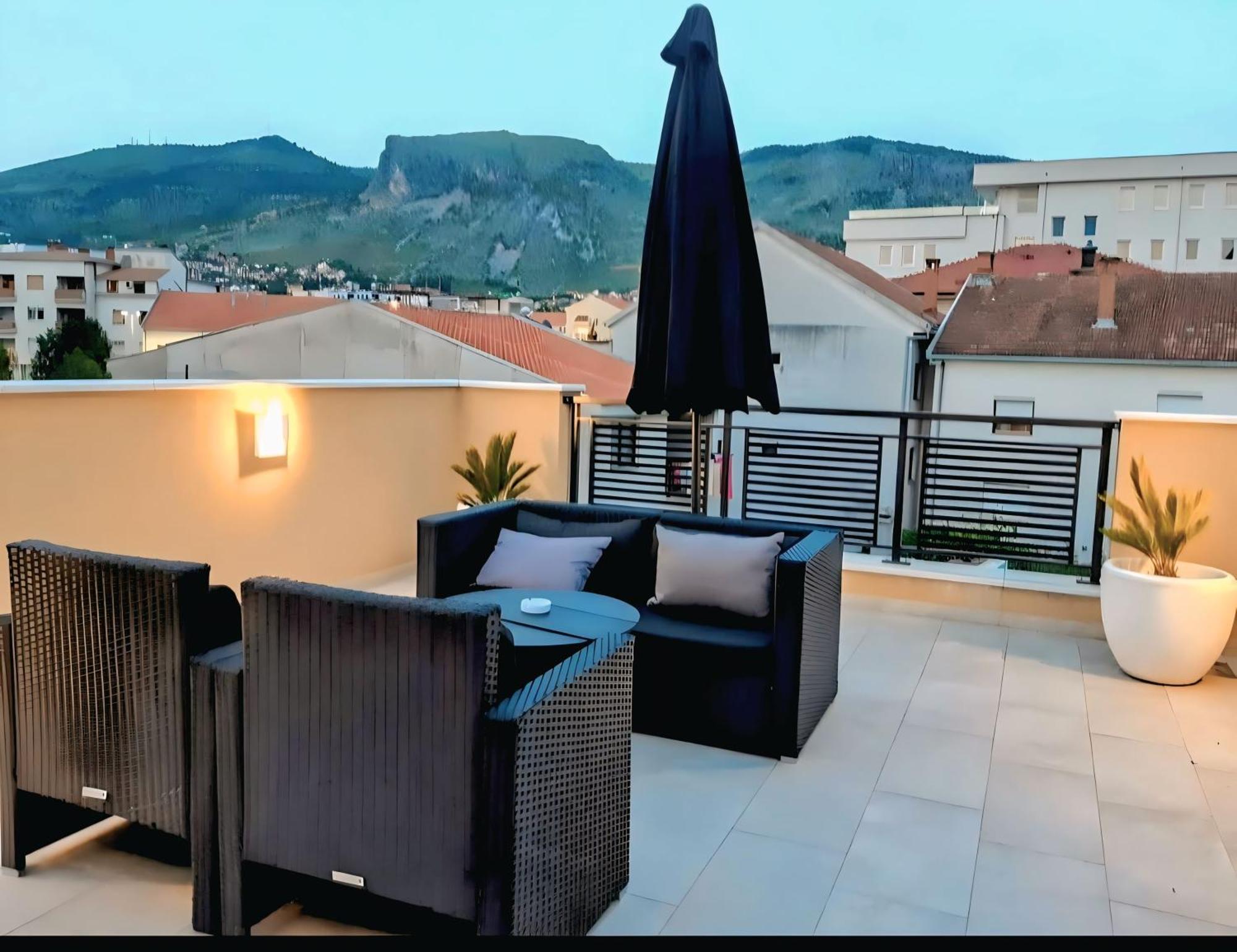 City Center Apartments Mostar Esterno foto