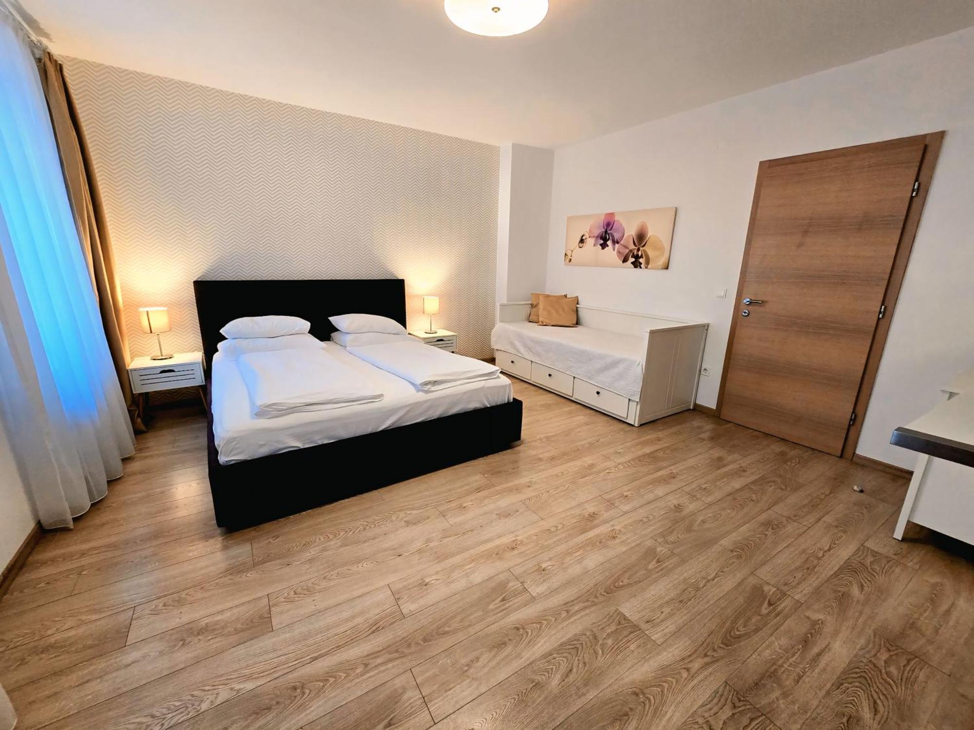 City Center Apartments Mostar Esterno foto