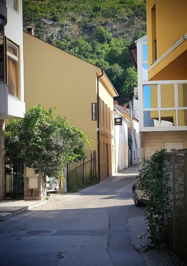 City Center Apartments Mostar Esterno foto